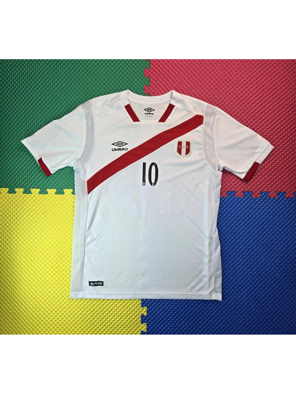 Umbro Peru Fifa 2018 World Cup #10 Cueva Jersey Mens Size Large L